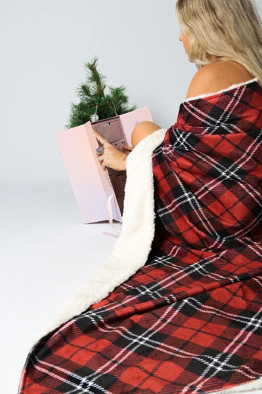 Tartan Christmas Faux Fur Waterproof Splash Blanket™