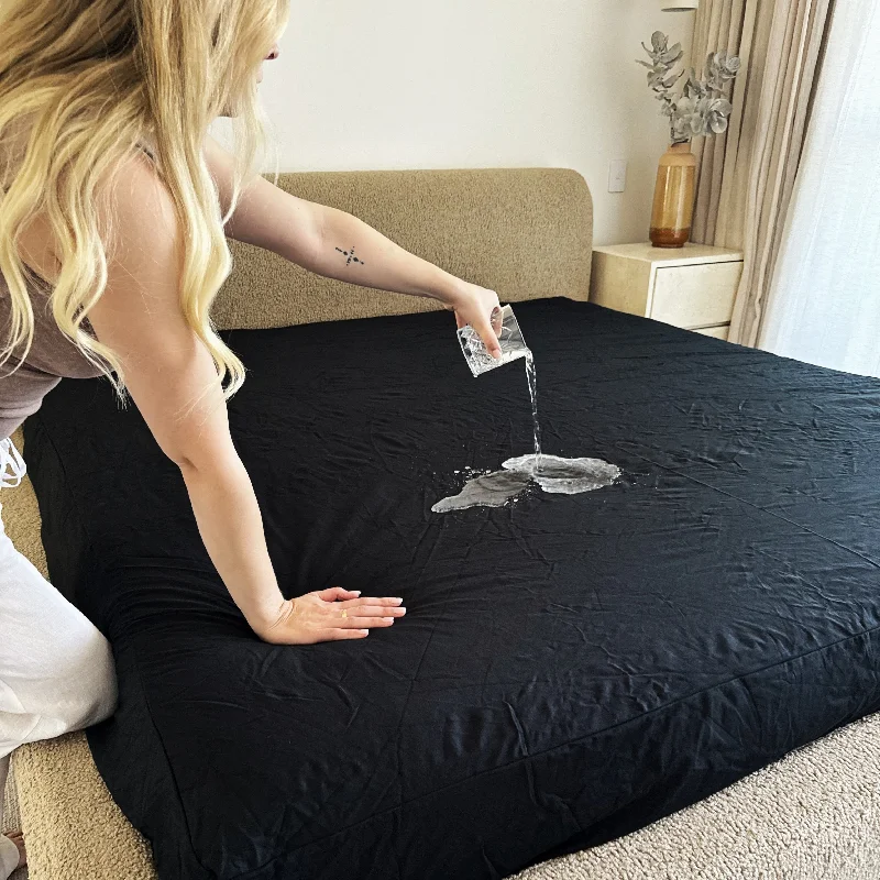 Waterproof Splash Blanket™️ Bamboujee Fitted Sheet - Black